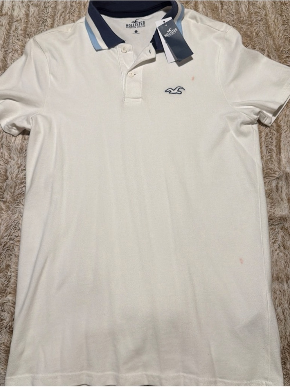 Hollister Men's White Polo with Navy and Light Blue Collar